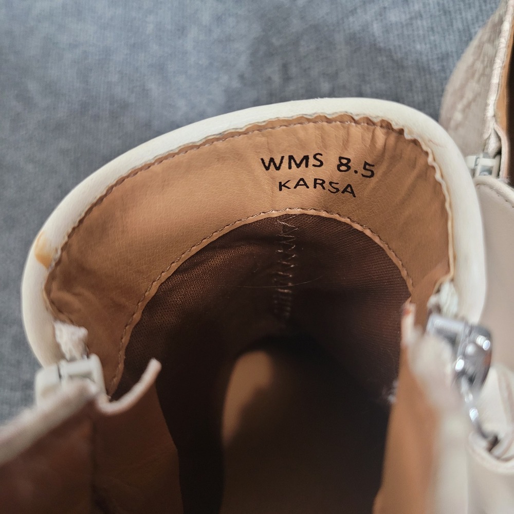 DV 8.5 Karsa Wedge‎ Sneaker Womens Cream Snakeskin Zip Bootie